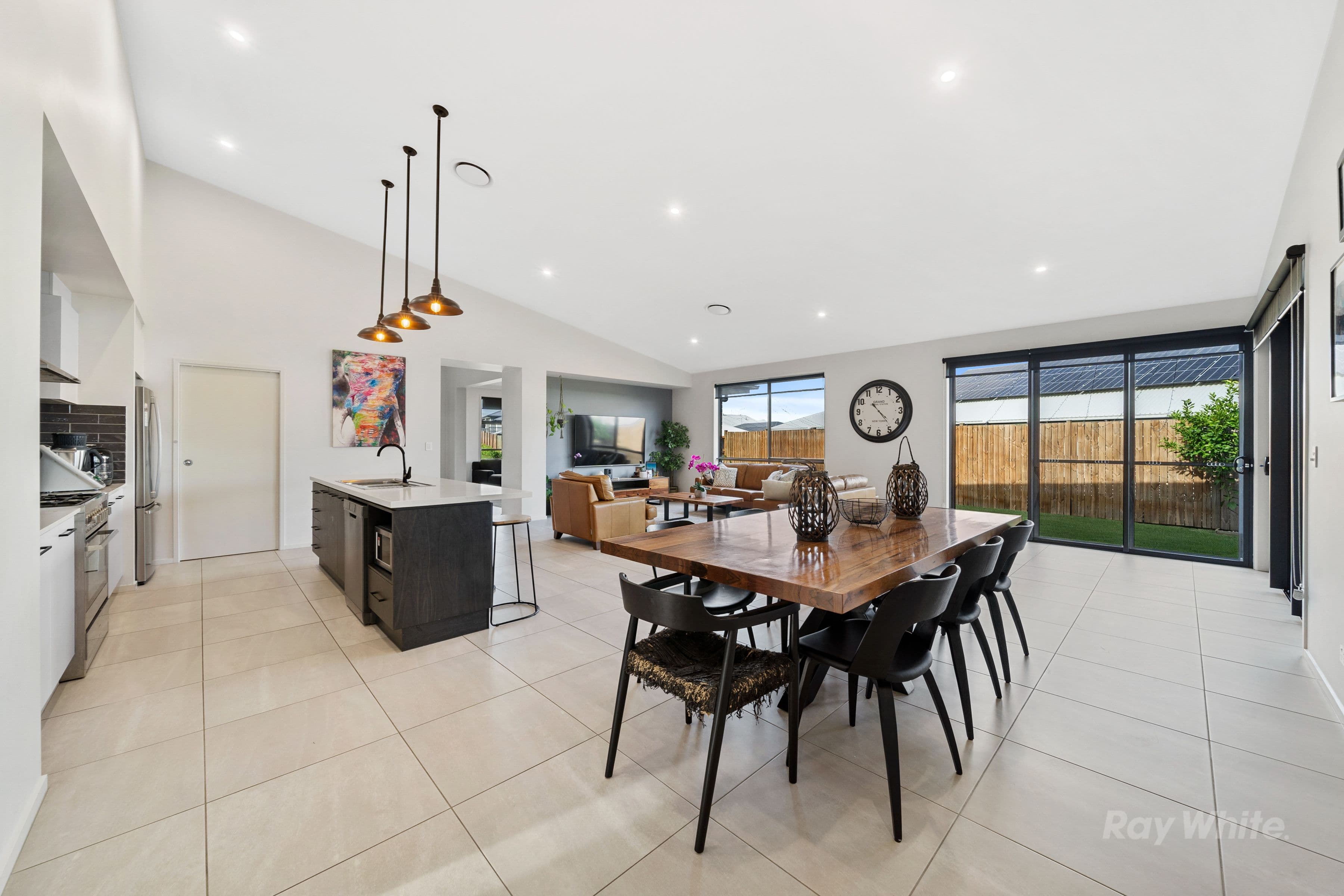 2 Jade Place, Greenbank QLD 4124, Greenbank - Thumbnail 6