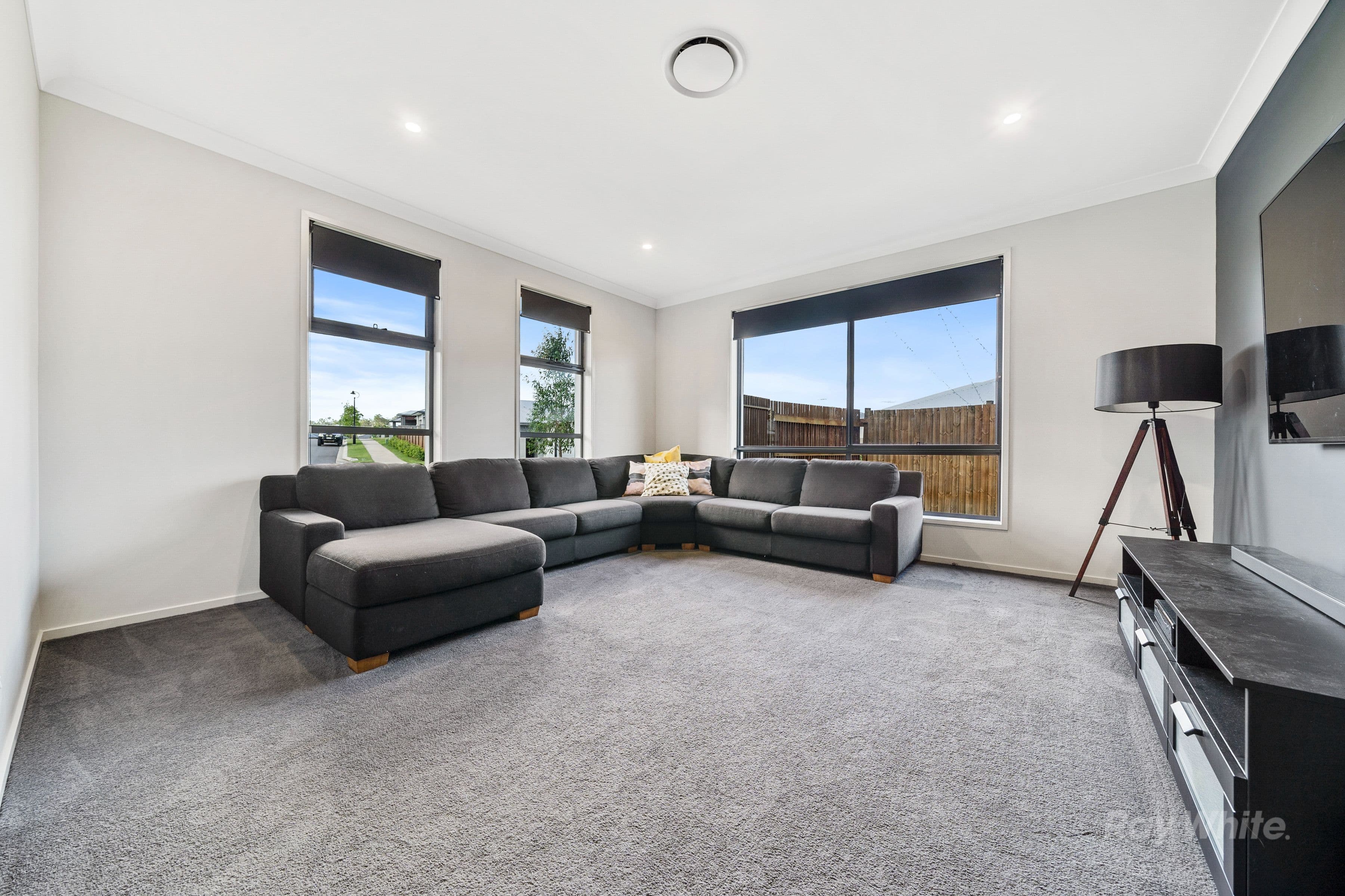 2 Jade Place, Greenbank QLD 4124, Greenbank - Thumbnail 7