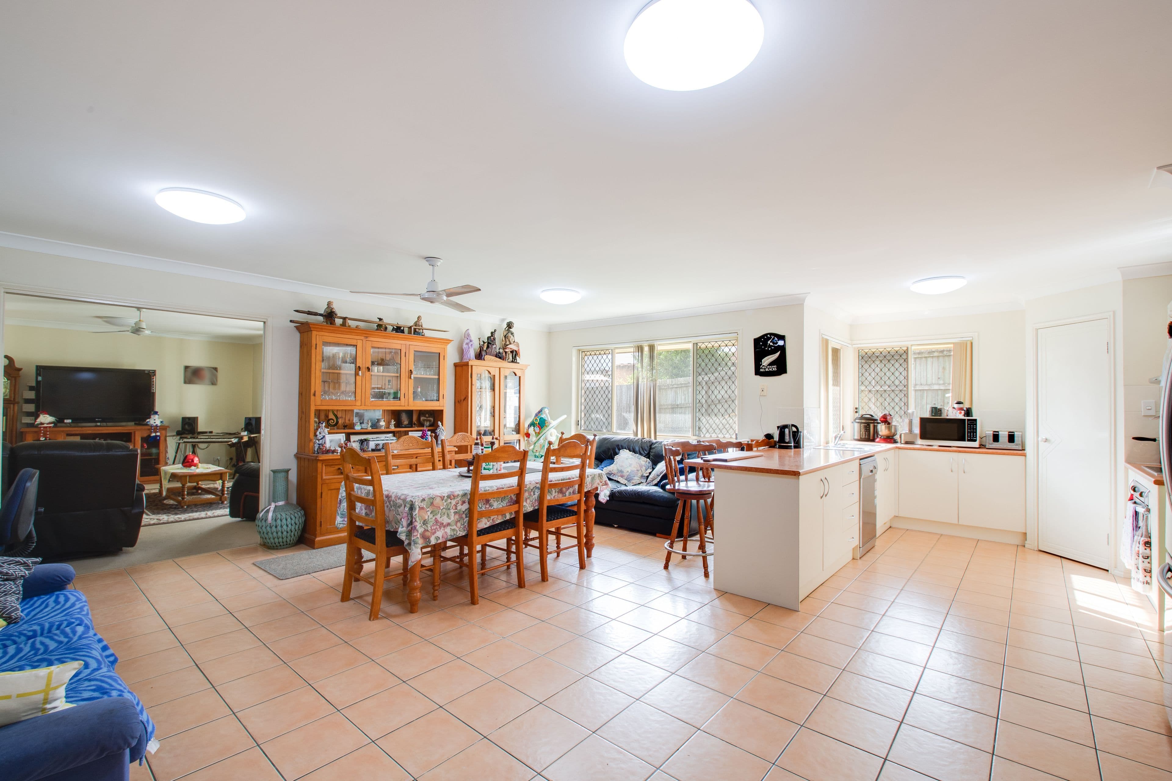 10 Jonathon Court, Flinders View QLD 4305, Flinders View - Thumbnail 4