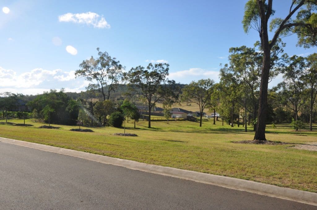 14 Rosella Gardens Drive, Meringandan West QLD 4352, Meringandan West - Thumbnail 6