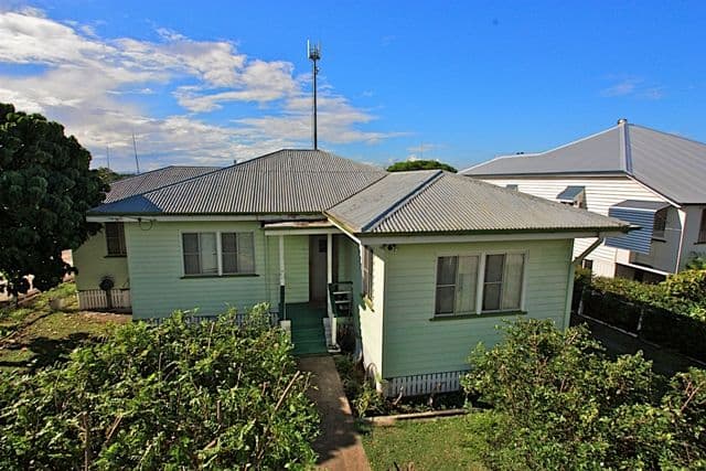 124 Glebe Road, BOOVAL QLD 4304, Booval - Thumbnail 8