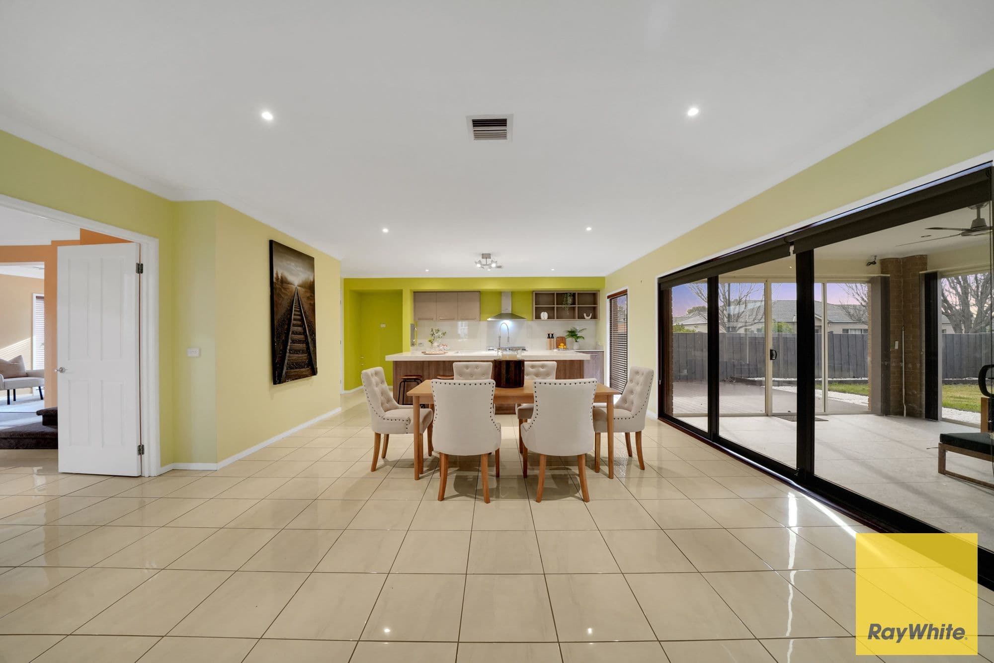 15 Mirror Avenue, Tarneit VIC 3029, Tarneit - Thumbnail 7