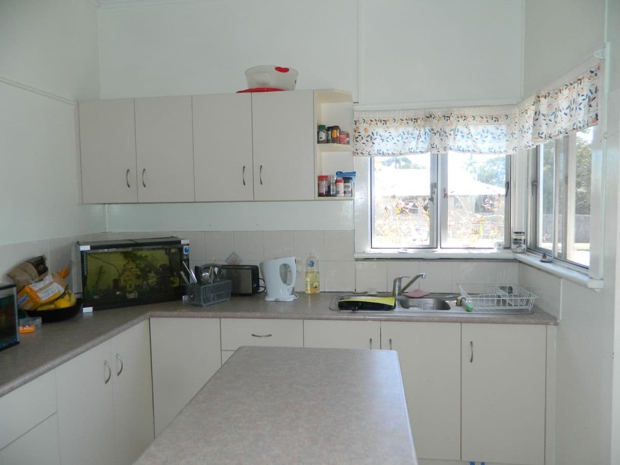 16 Brandon Street, SARINA QLD 4737, Sarina - Thumbnail 3