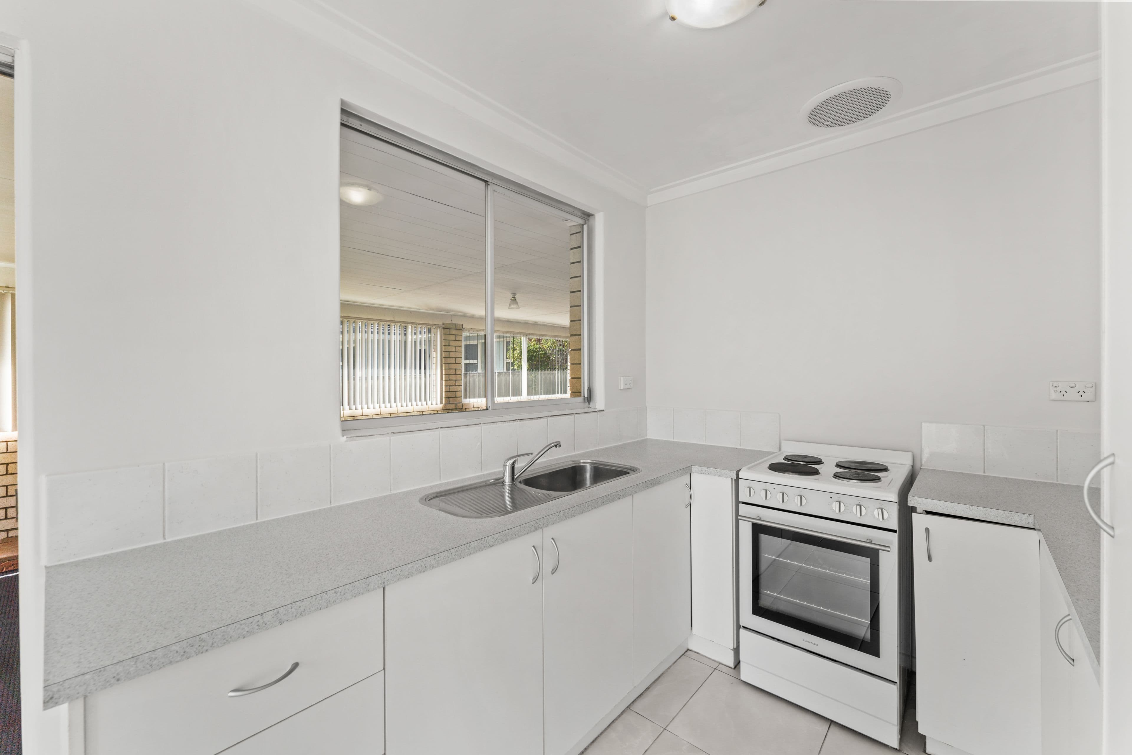 3 Vela Court, Rockingham WA 6168, Rockingham - Thumbnail 8