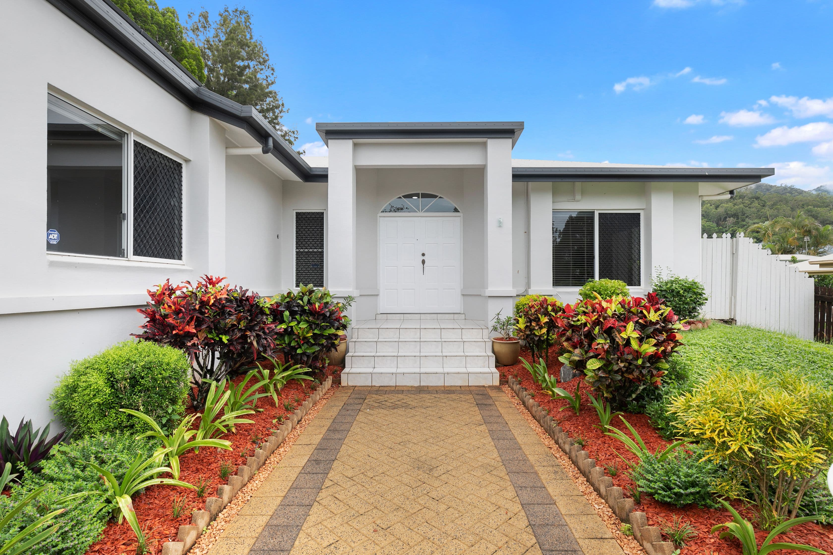 9 Ascendant Close, Bentley Park QLD 4869, Bentley Park - Thumbnail 2
