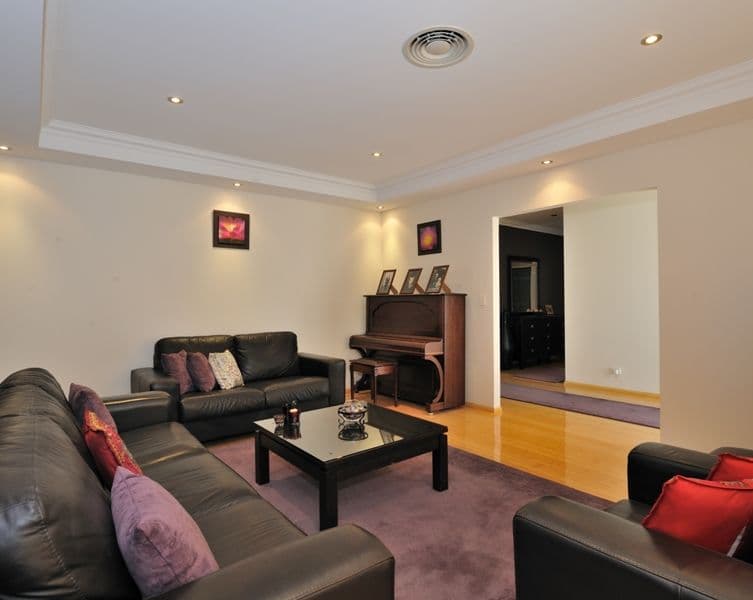 10 Fitzgibbon Road, ROCKINGHAM WA 6168, Rockingham - Thumbnail 8