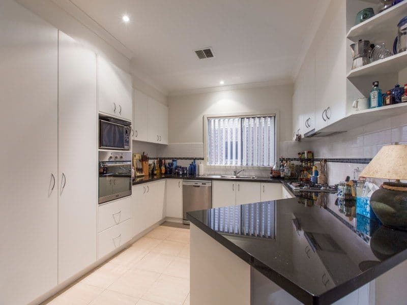 38-40 Kenilworth Avenue, FRANKSTON VIC 3199, Frankston - Thumbnail 3