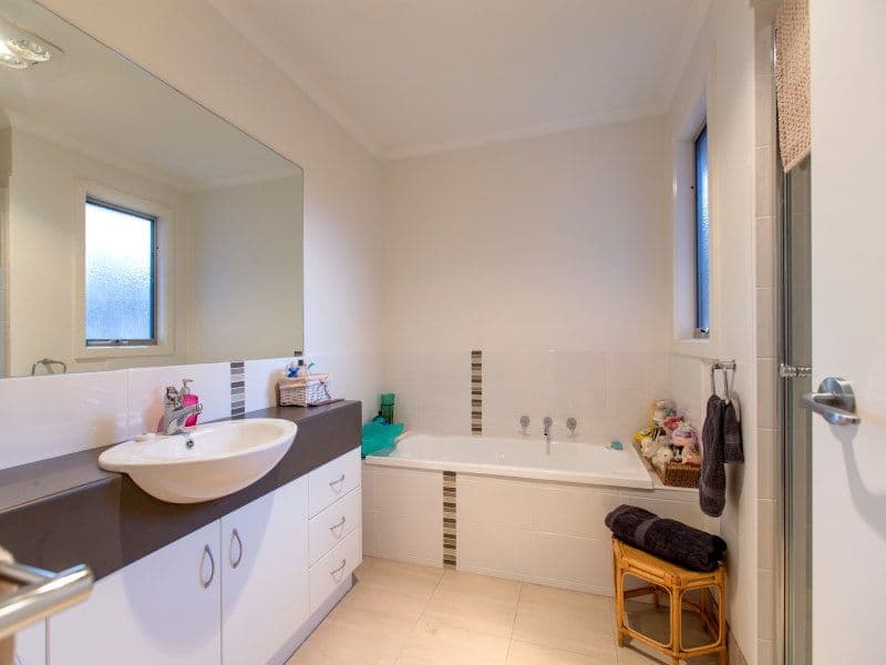 38-40 Kenilworth Avenue, FRANKSTON VIC 3199, Frankston - Thumbnail 5