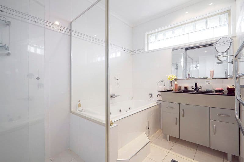 1 Sandra Court, WHEELERS HILL VIC 3150, Wheelers Hill - Thumbnail 8