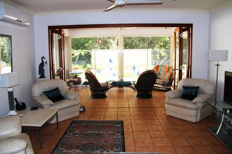 35 Stillwater Drive, TWIN WATERS QLD 4564, Twin Waters - Thumbnail 2
