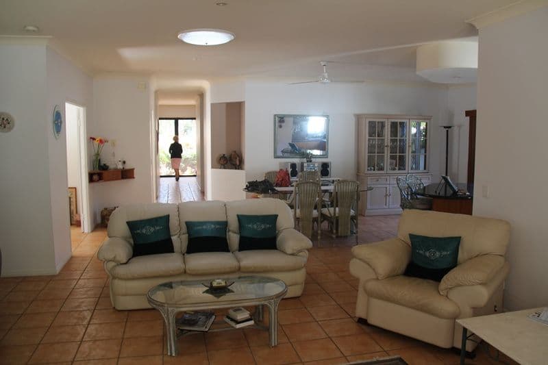 35 Stillwater Drive, TWIN WATERS QLD 4564, Twin Waters - Thumbnail 4