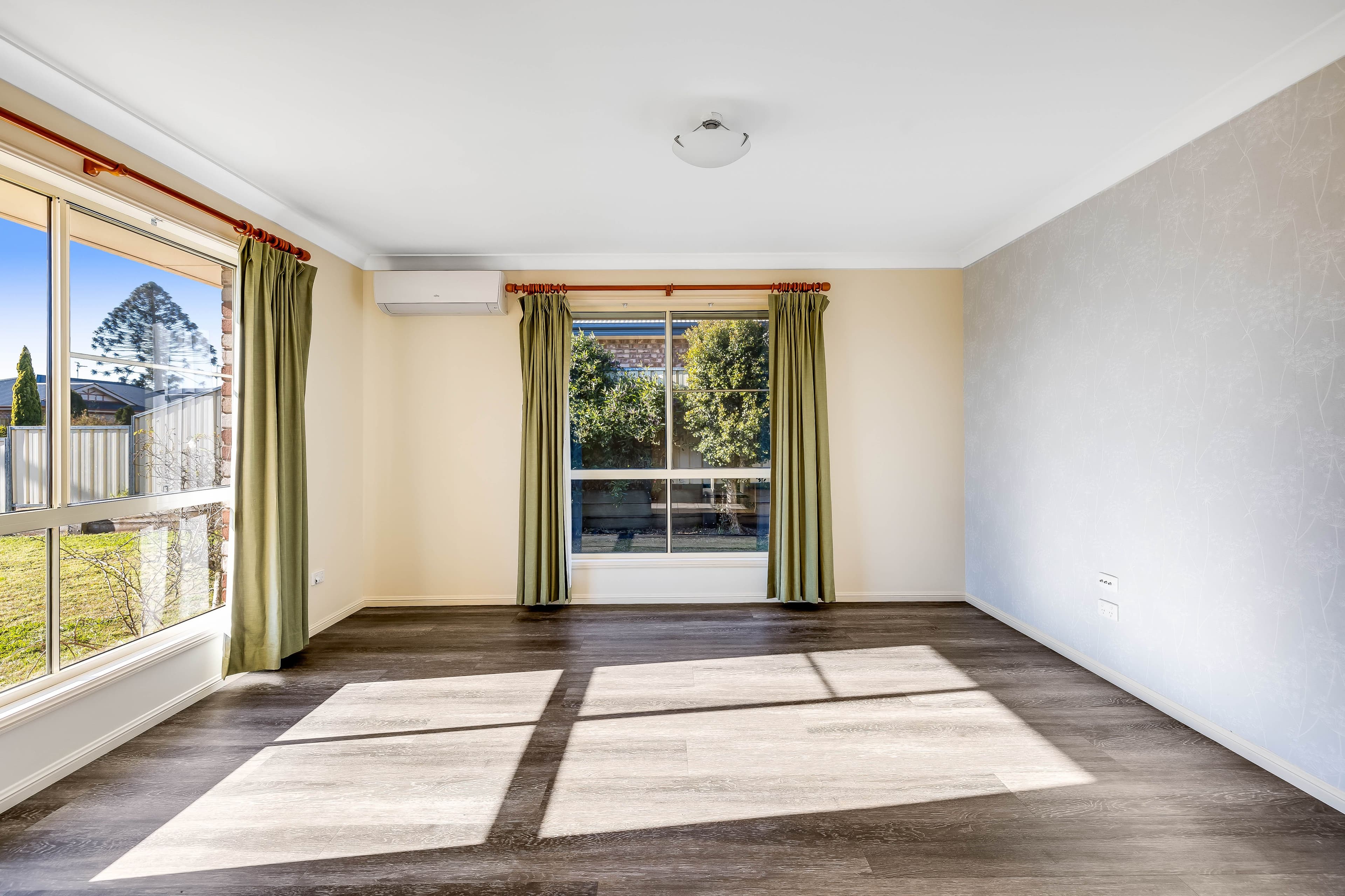 34 Lavarack Street, Darling Heights QLD 4350, Darling Heights - Thumbnail 2