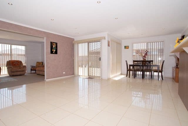 900 Sayers Road, TARNEIT VIC 3029, Tarneit - Thumbnail 4