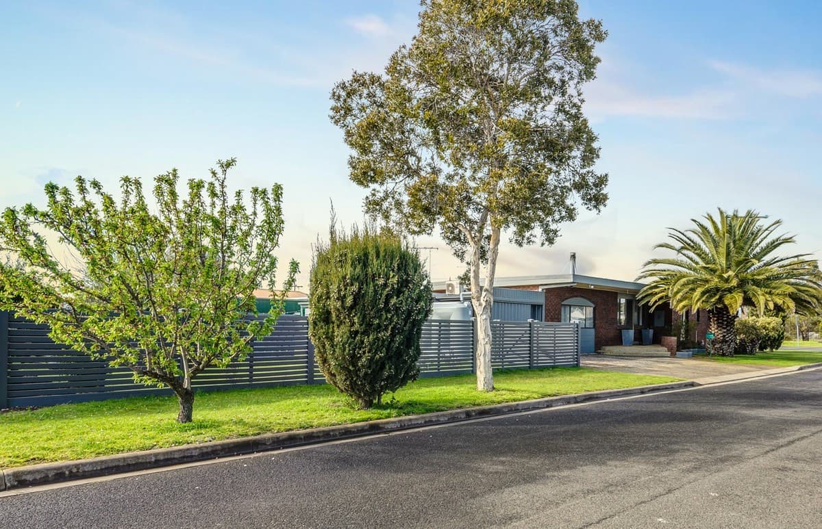 8 Old St Leonards Road, ST LEONARDS VIC 3223, St Leonards - Image 1