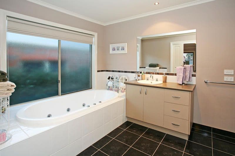 7 Xavier Court, WANDANA HEIGHTS VIC 3216, Wandana Heights - Thumbnail 6