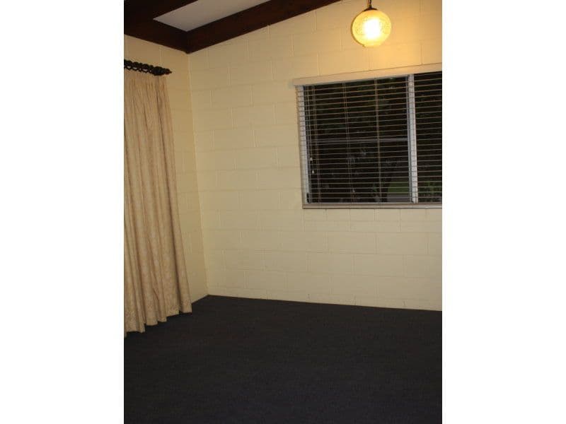 17 Lagoon Crescent, SAUNDERS BEACH QLD 4818, Saunders Beach - Thumbnail 7