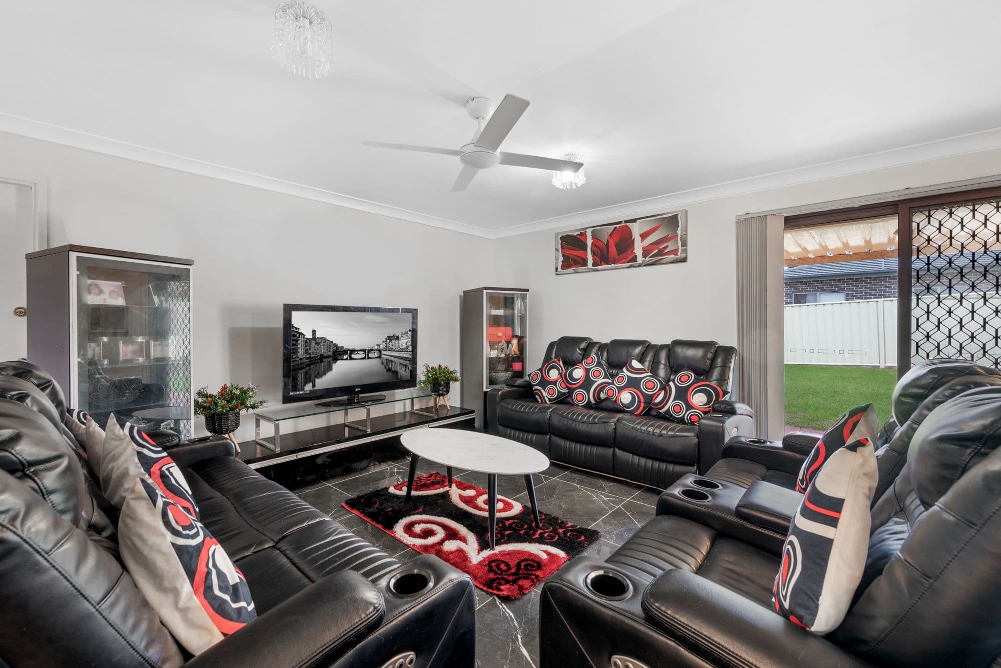 3 Juliet Close, Rosemeadow NSW 2560, Rosemeadow - Thumbnail 2