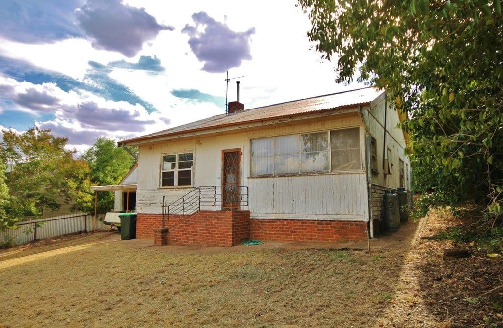 43 Yass Street, Young - Thumbnail 4