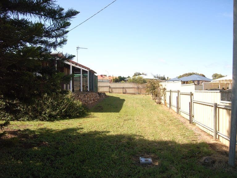 19 Pickering, DONGARA WA 6525, Dongara - Thumbnail 8