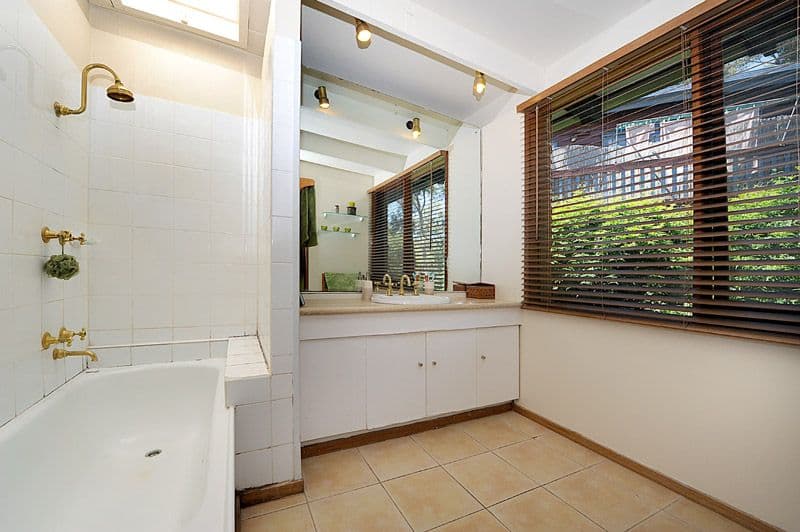 30 Baldwin Avenue, UPPER FERNTREE GULLY VIC 3156, Upper Ferntree Gully - Thumbnail 8