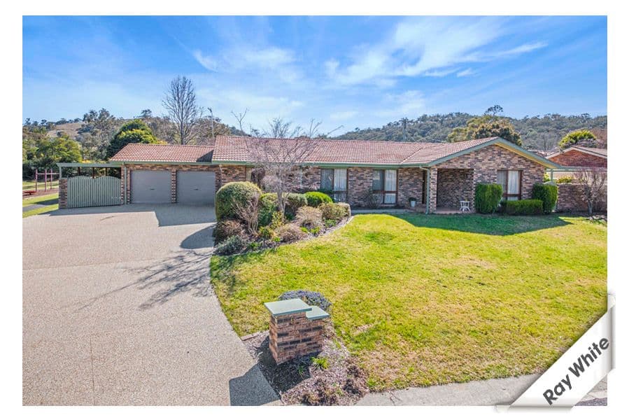 6 Bow Place, FADDEN ACT 2904, Fadden - Image 1