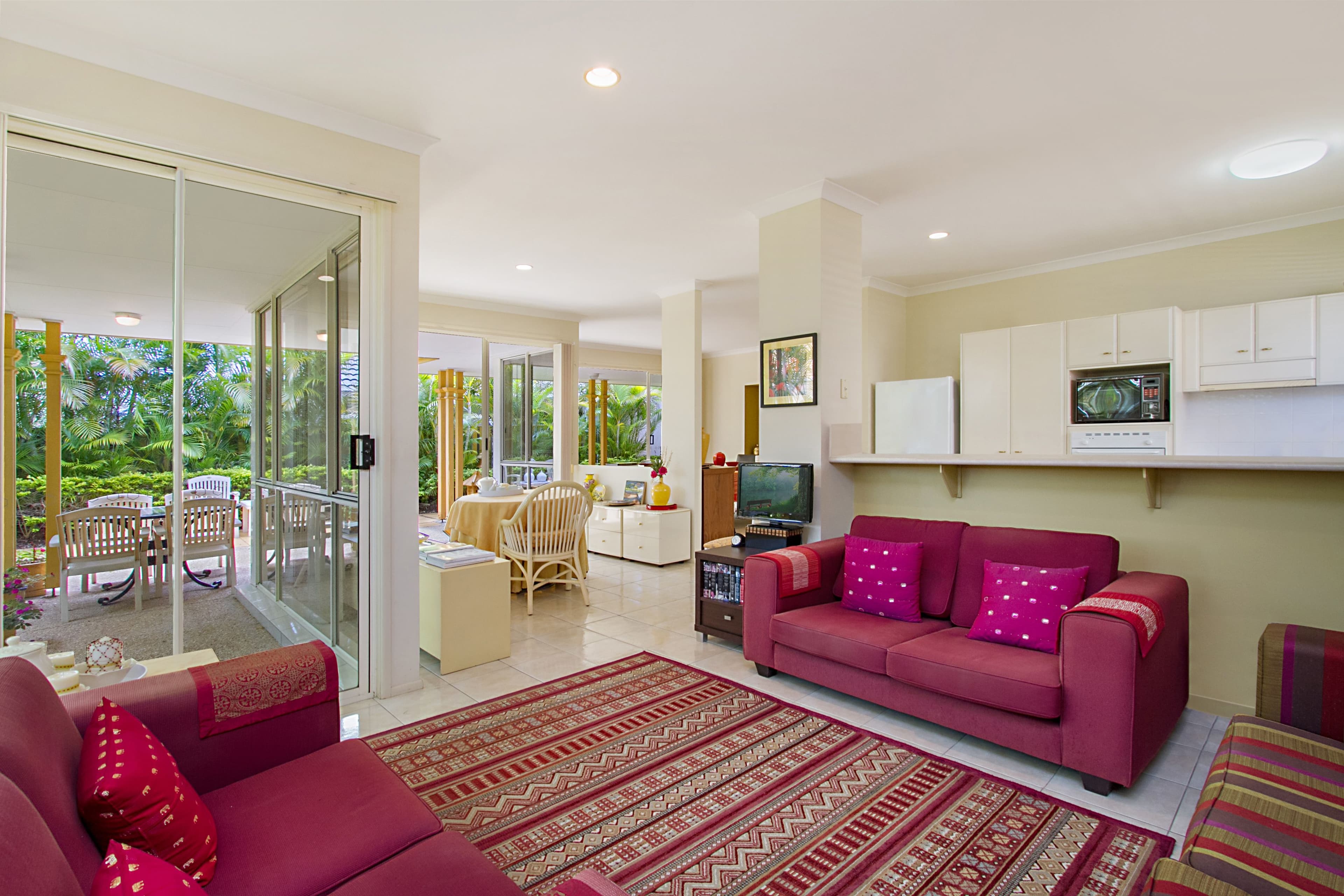 9 Greendale Place, Burleigh Waters QLD 4220, Burleigh Waters - Thumbnail 4
