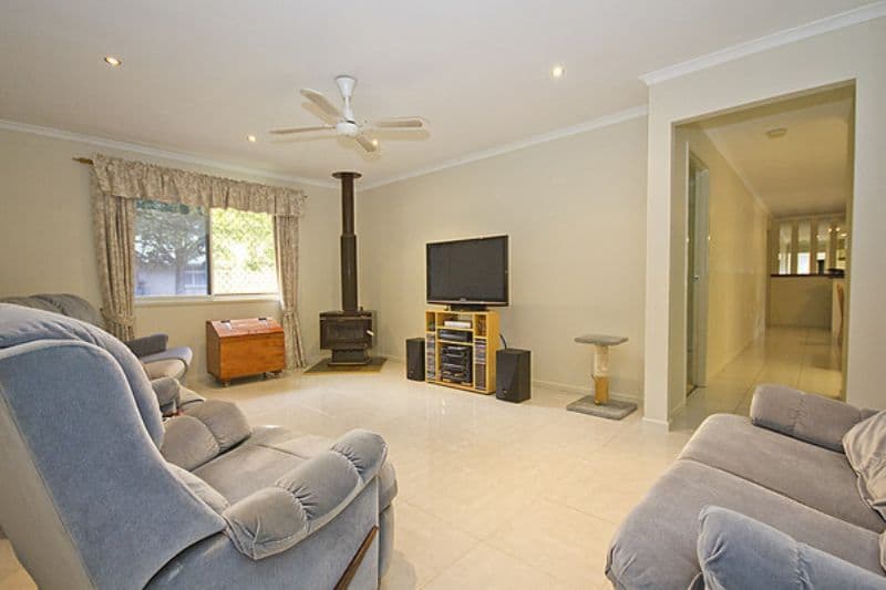 6 Palmridge Court, DECEPTION BAY QLD 4508, Deception Bay - Thumbnail 4