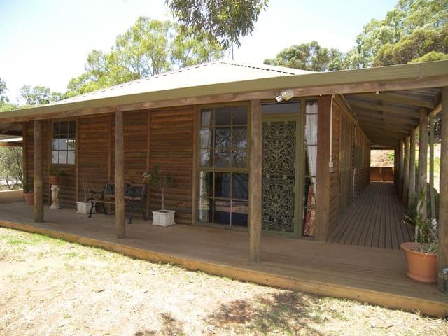 9 Conferta Link, Banksia Grove, WA, 6031, Banksia Grove - Thumbnail 2