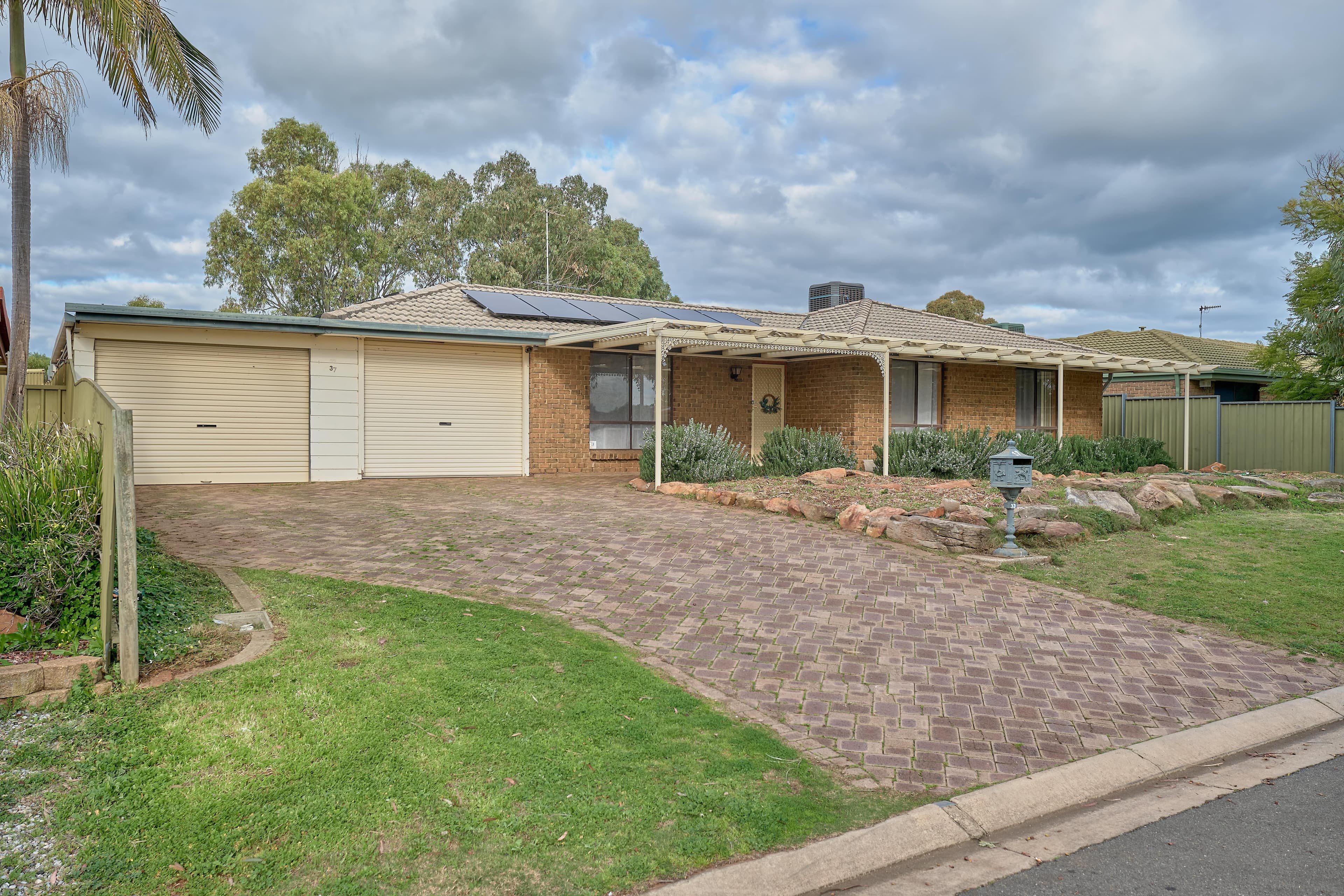 37 Otama Court, Craigmore SA 5114, Craigmore - Thumbnail 2