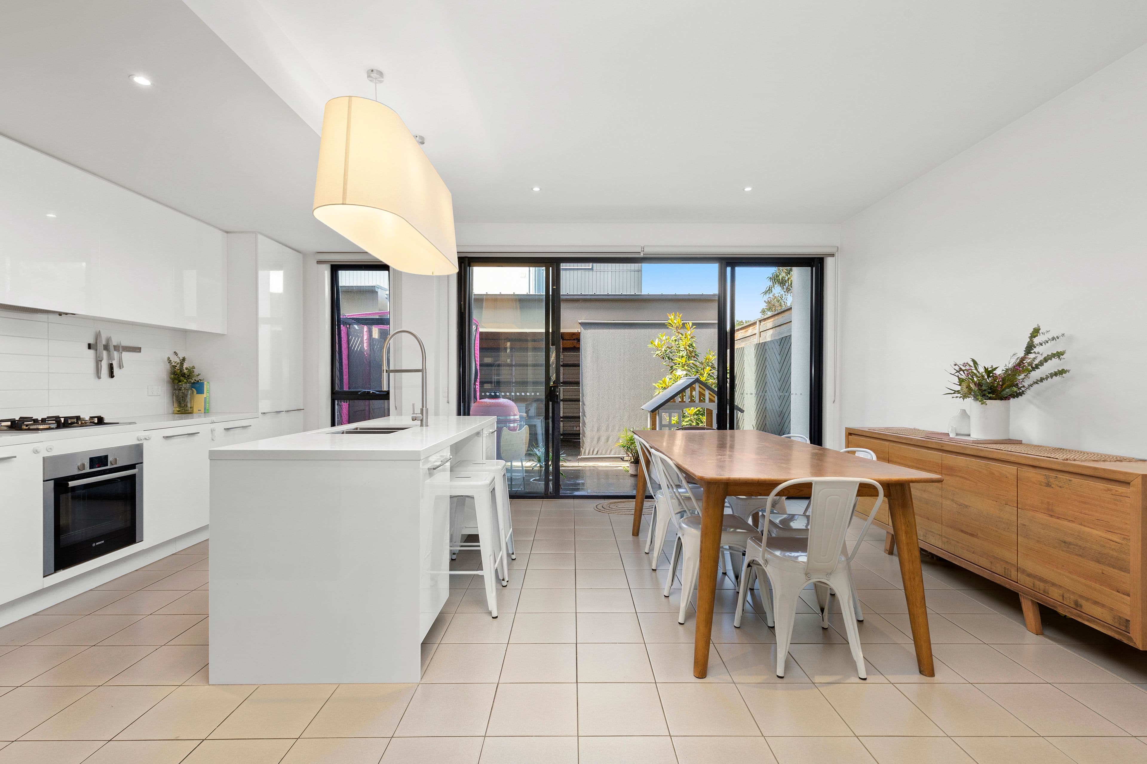 2 Mulberry Avenue, Cheltenham VIC 3192, Cheltenham - Thumbnail 4