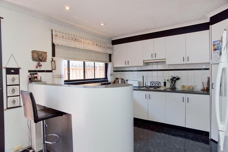 11 Devora Road, EPPING VIC 3076, Epping - Thumbnail 8