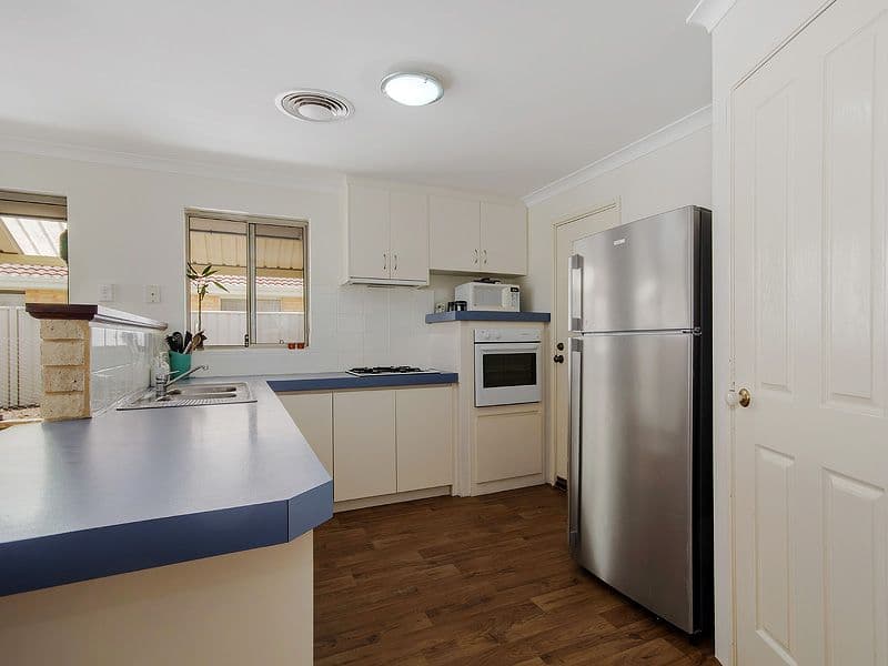 31 Floribunda Avenue, Halls Head WA 6210, Halls Head - Thumbnail 7