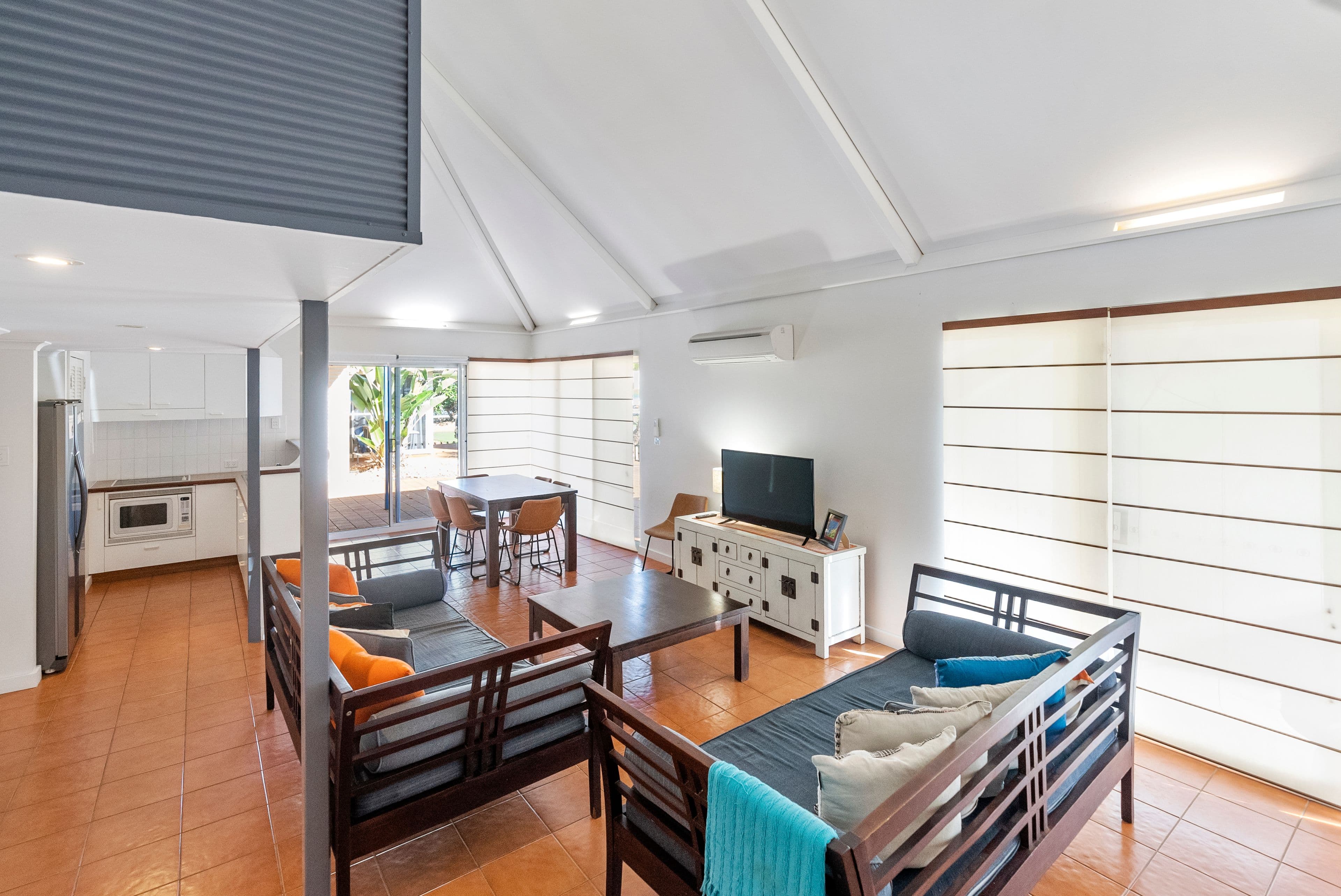 Unit 112 Osprey Holiday Village, Exmouth WA 6707, Exmouth - Thumbnail 2