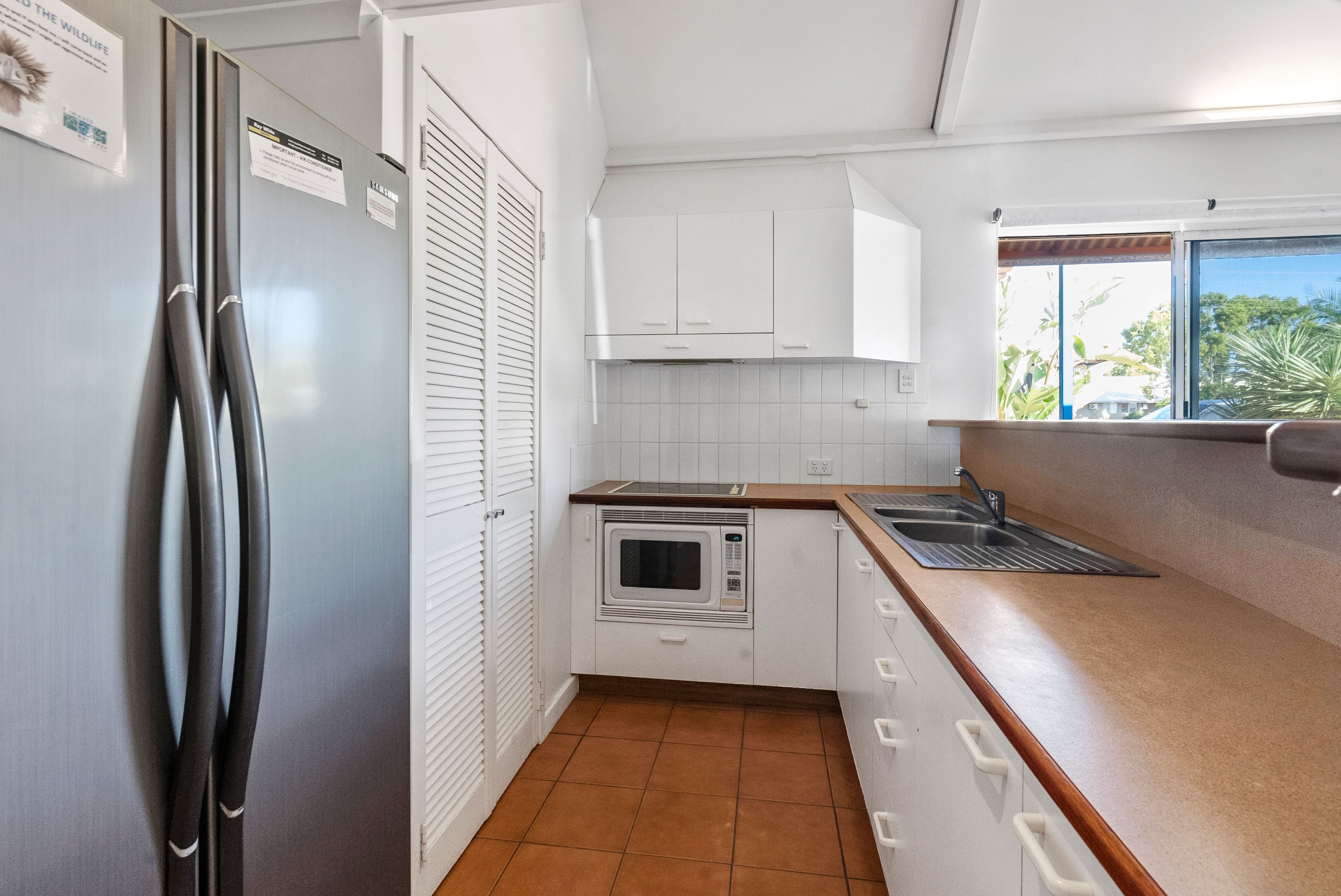 Unit 112 Osprey Holiday Village, Exmouth WA 6707, Exmouth - Thumbnail 4