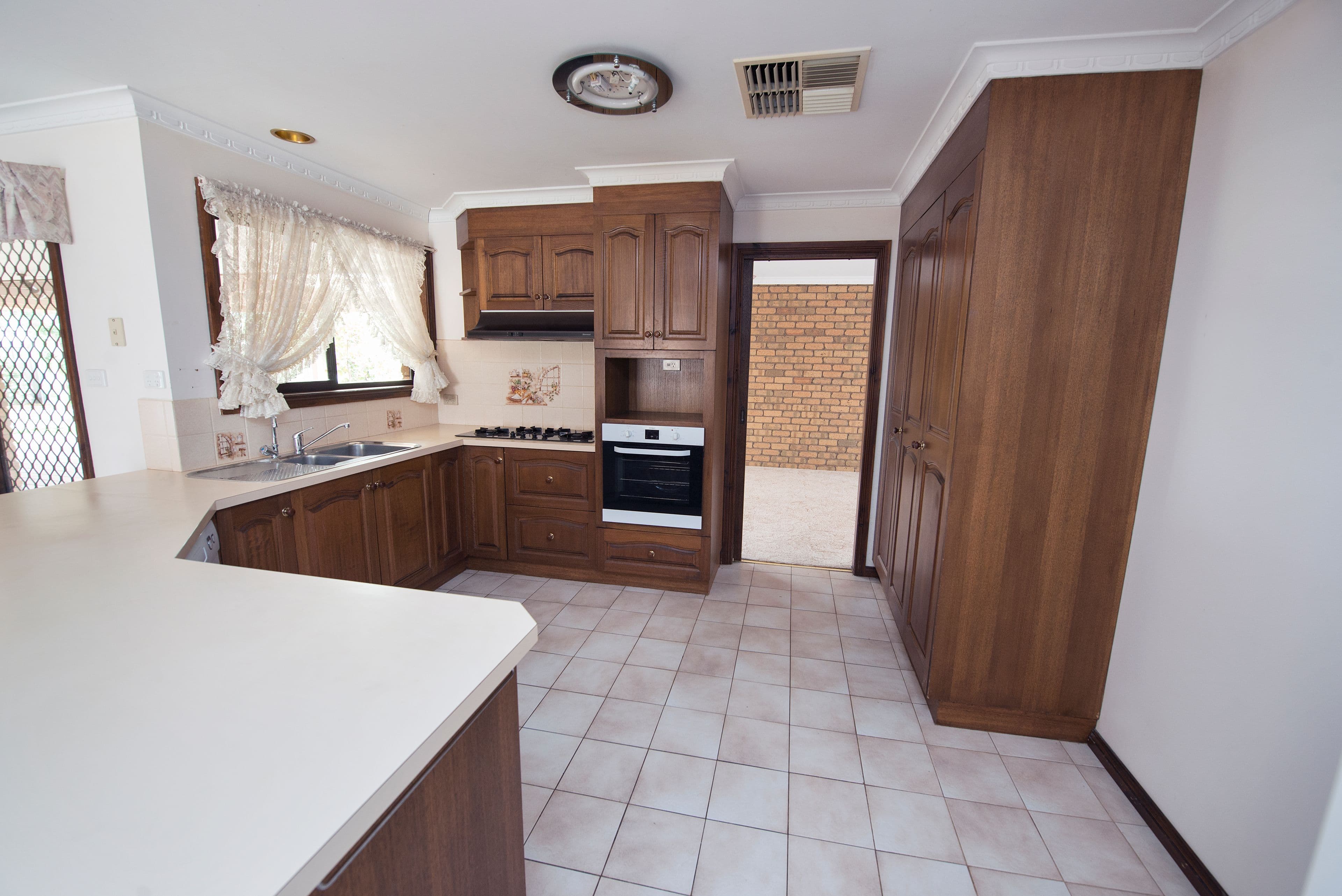 35 Parkview Drive, Swan Hill VIC 3585, Swan Hill - Thumbnail 3