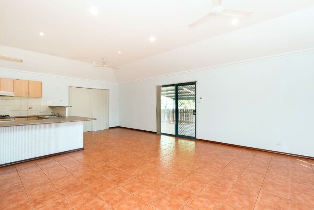 6 Lorikeet Drive, Djugun WA 6725, Djugun - Thumbnail 5