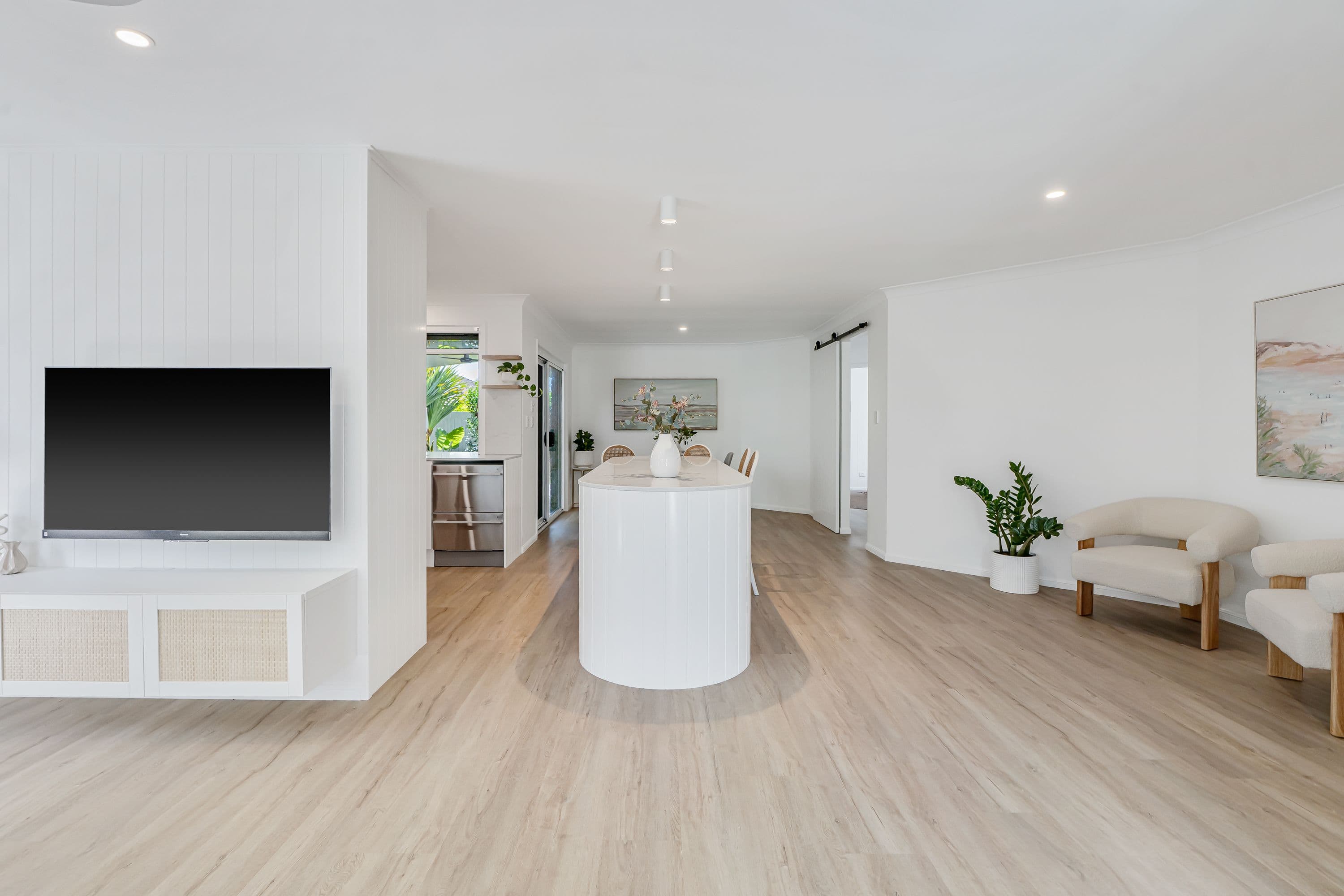 6 Bowerbird Place, Burleigh Waters QLD 4220, Burleigh Waters - Thumbnail 4