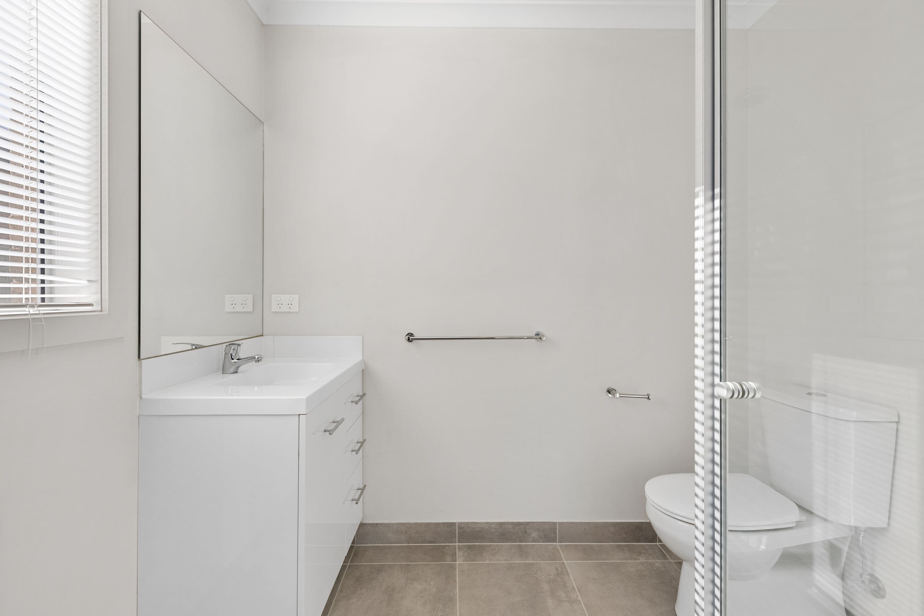 9 Gladeville Drive, Eaglehawk VIC 3556, Eaglehawk - Thumbnail 3