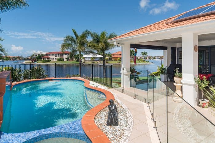 18 Calmwater Crescent, Helensvale QLD 4212, Helensvale - Thumbnail 2