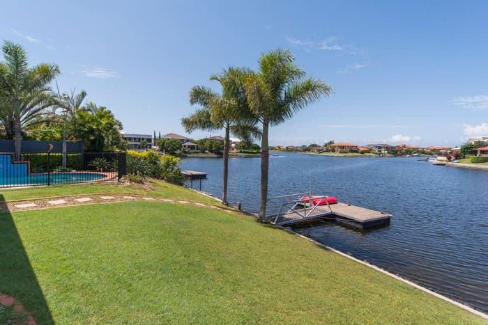 18 Calmwater Crescent, Helensvale QLD 4212, Helensvale - Thumbnail 4