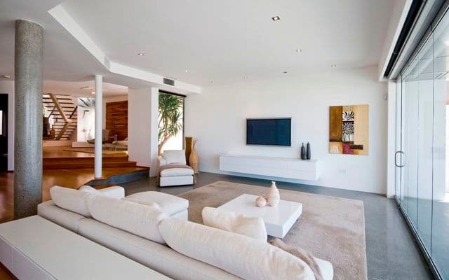 89 Albatross Avenue, MERMAID BEACH QLD 4218, Mermaid Beach - Thumbnail 2