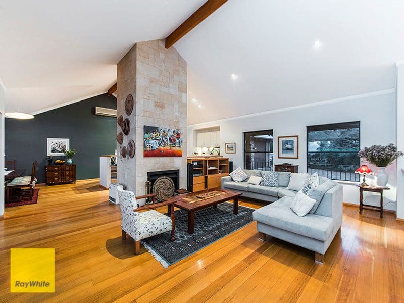 4 Summerfield Place, Gooseberry Hill WA 6076, Gooseberry Hill - Thumbnail 3