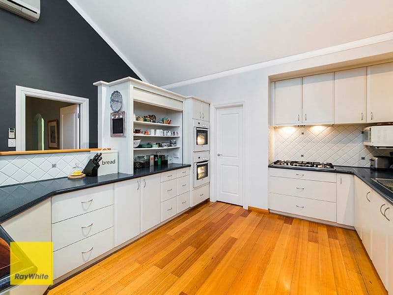 4 Summerfield Place, Gooseberry Hill WA 6076, Gooseberry Hill - Thumbnail 6