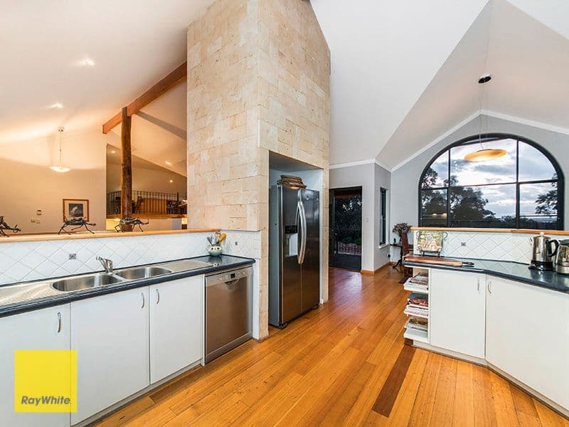 4 Summerfield Place, Gooseberry Hill WA 6076, Gooseberry Hill - Thumbnail 7