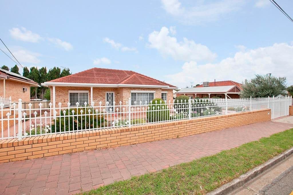 12 Garden Avenue, CAMPBELLTOWN SA 5074, Campbelltown - Image 1