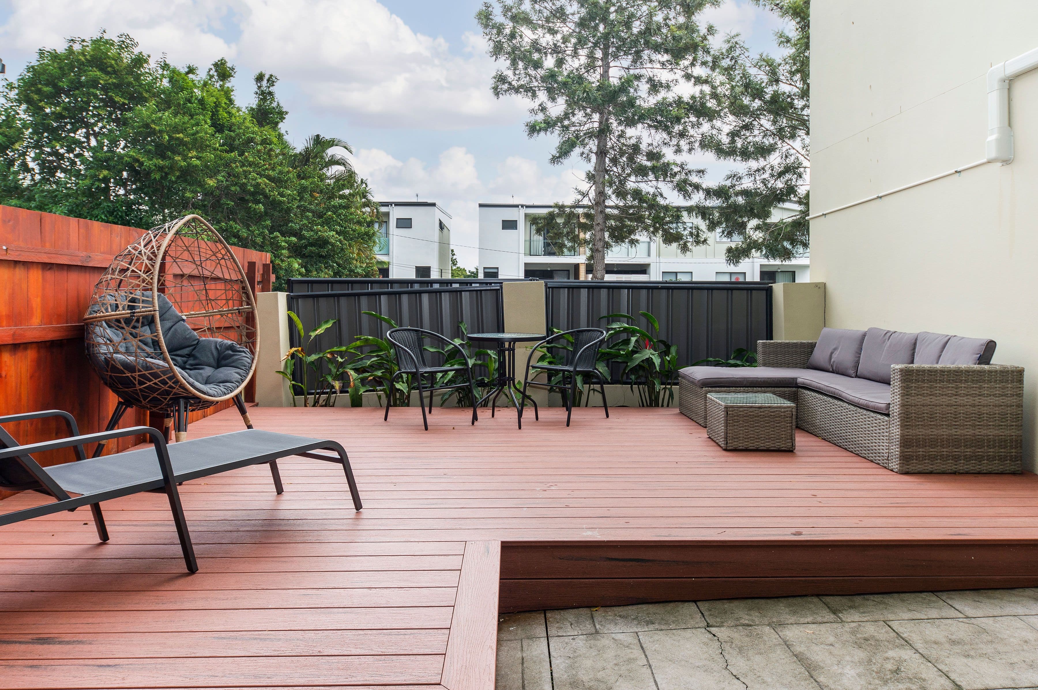 74 Pohlman Street, Southport QLD 4215, Southport - Thumbnail 2