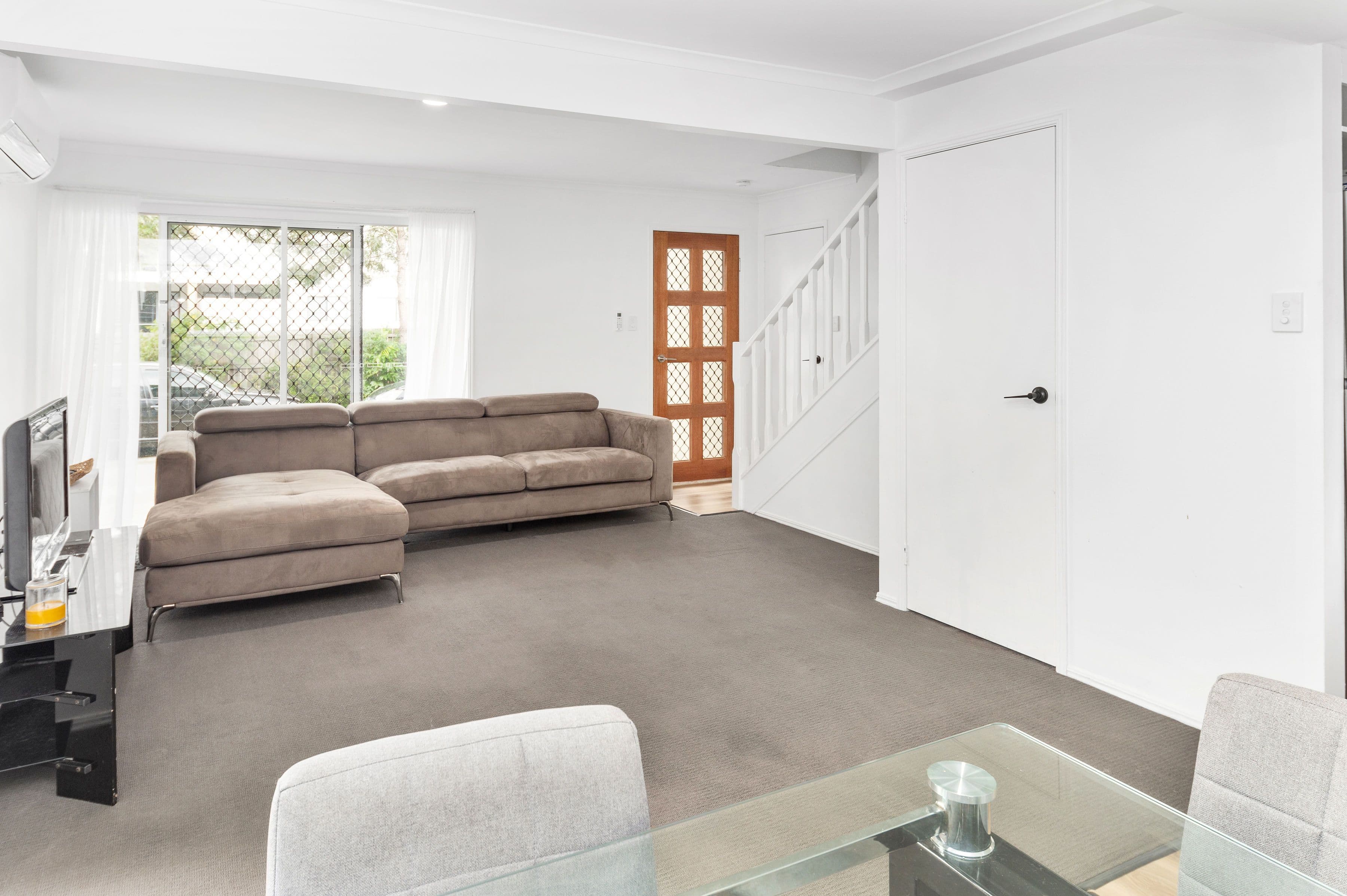 74 Pohlman Street, Southport QLD 4215, Southport - Thumbnail 6