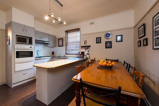 2 Dorset Road, FERNTREE GULLY VIC 3156, Ferntree Gully - Thumbnail 3