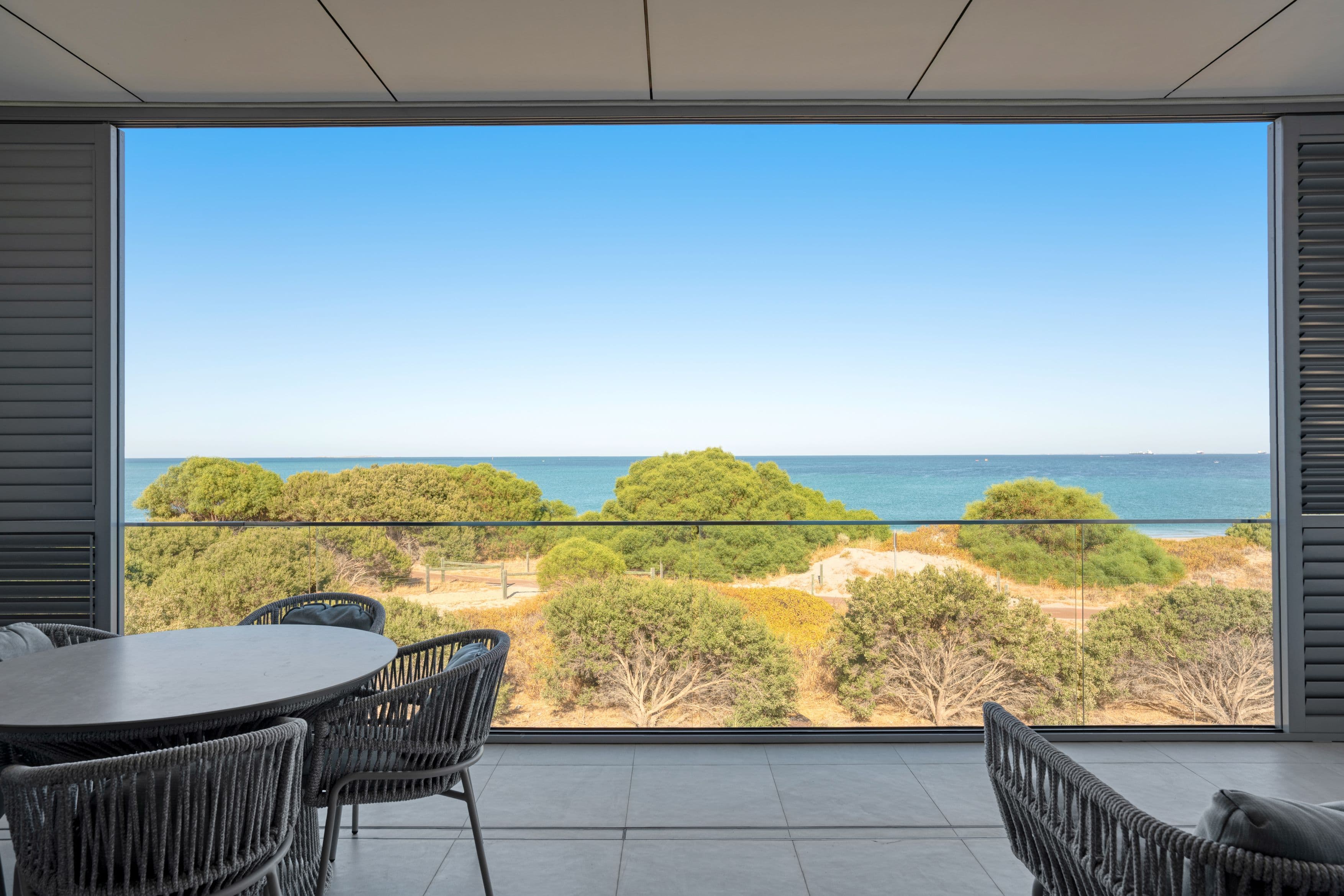 63 Ocean Drive, North Coogee WA 6163, North Coogee - Thumbnail 3