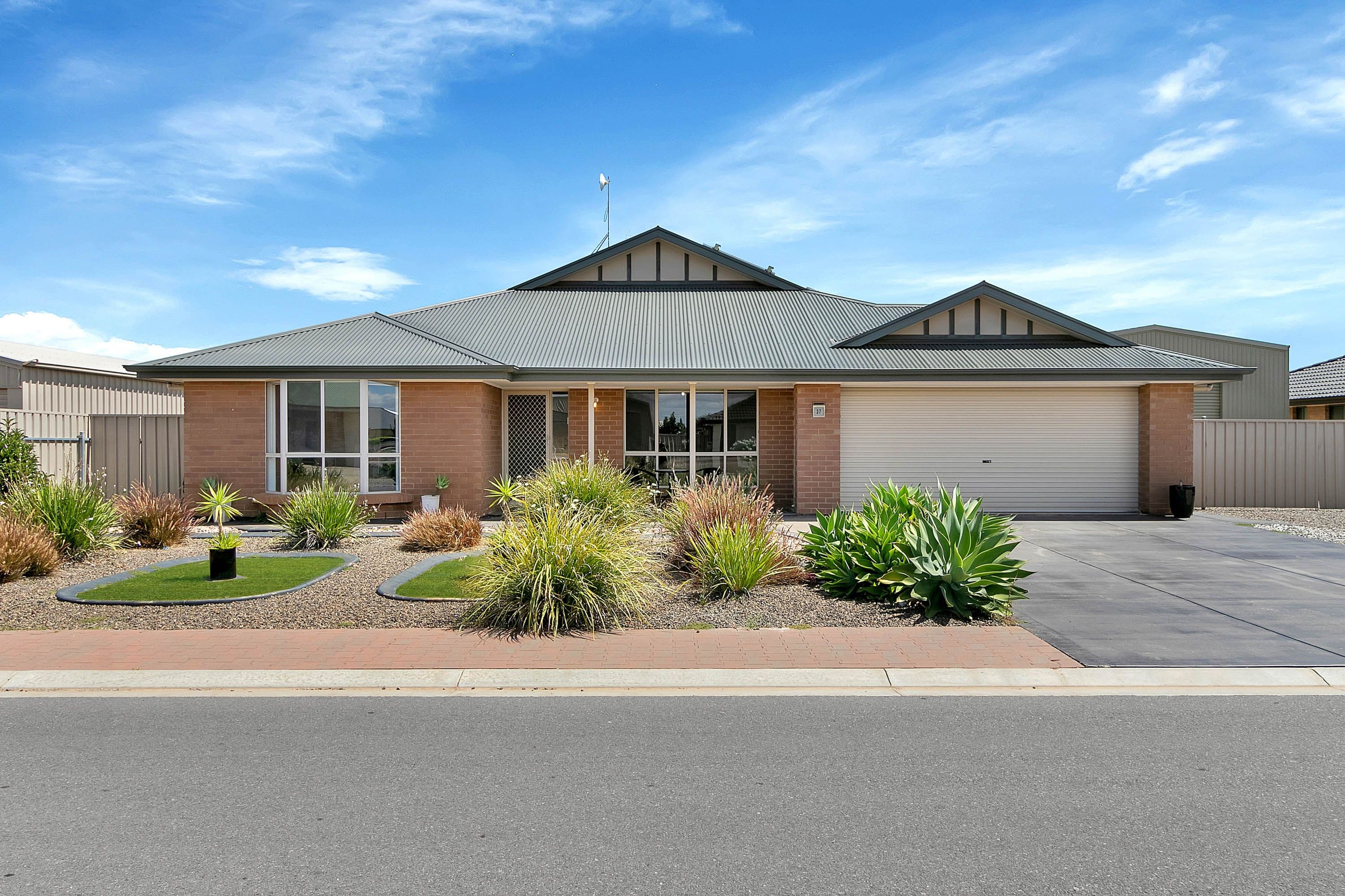 37 Walter Avenue, Two Wells SA 5501, Two Wells - Image 1